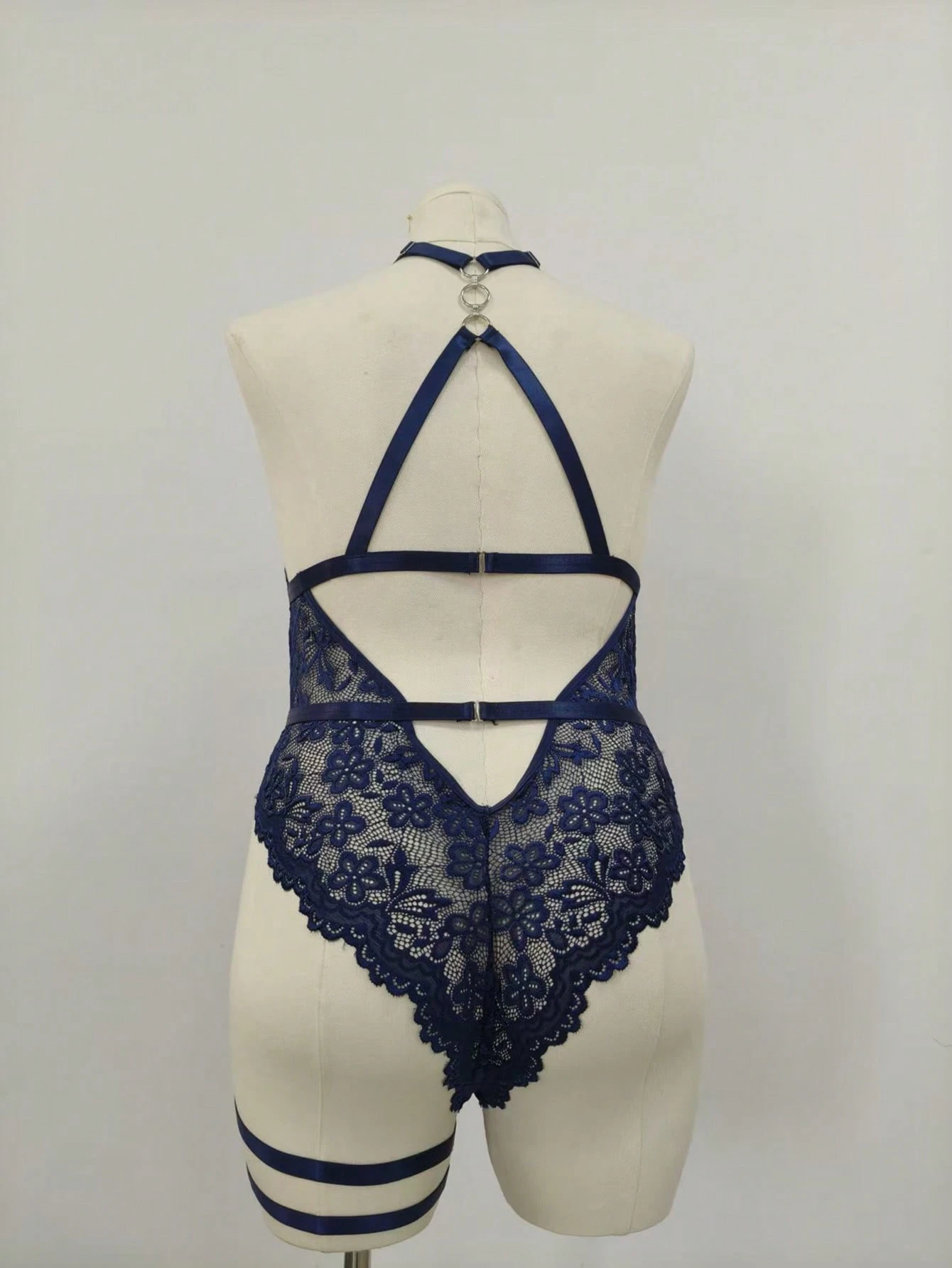 Blue Lace Wireless Bodysuit Wi - Garter Belt Set บทวิจารณ์และราคา