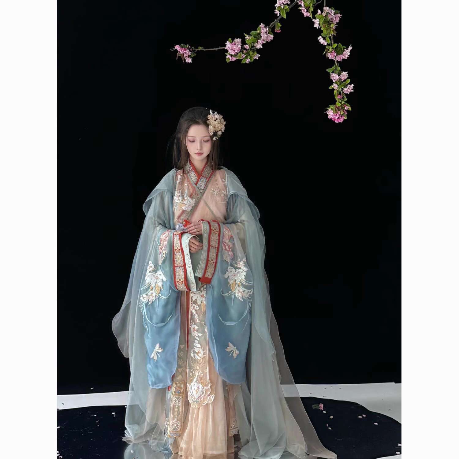 New Fiesta Carnival Halloween  - Robe Silk Women บทวิจารณ์และราคา