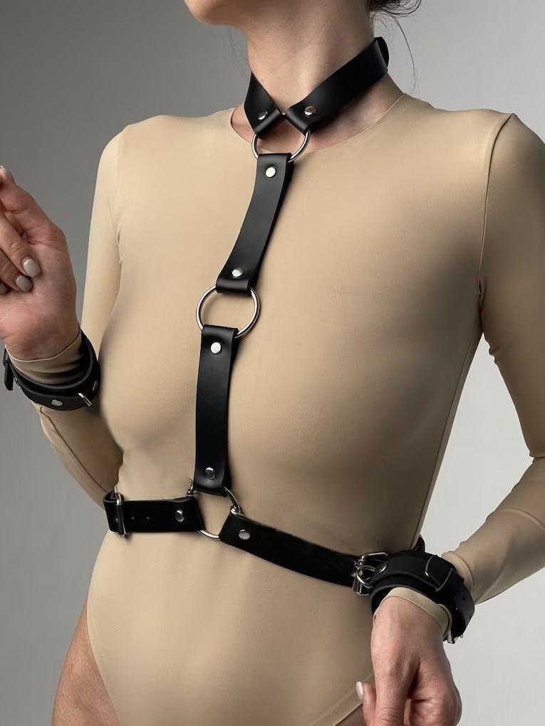 Women's Sexy Leather Harness B - Garter Belt Set บทวิจารณ์และราคา
